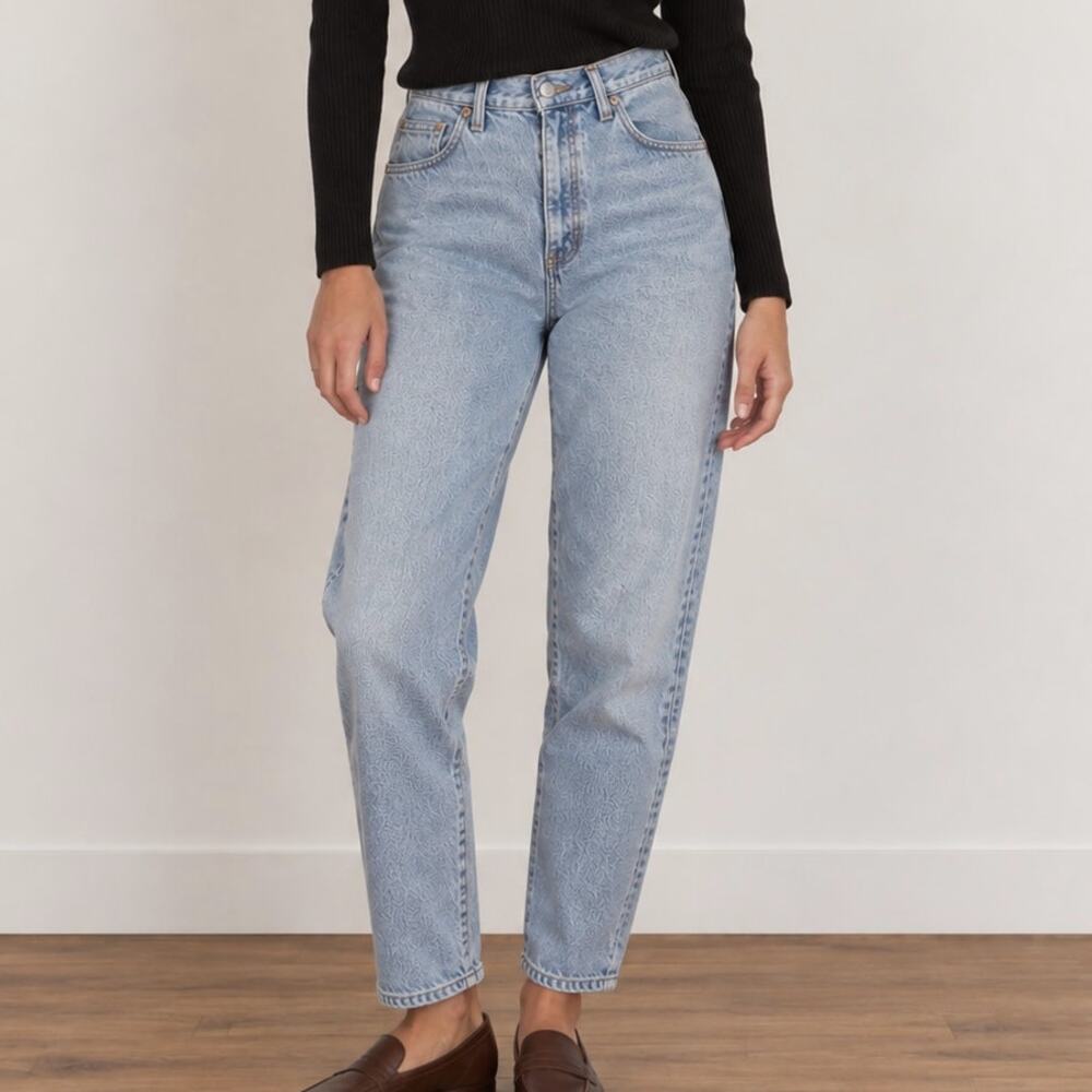 Vintage Levi's Native Blue Jeans Waist 27 Light Wash High Rise Mom Jeans 90s